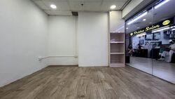 Lucky Plaza (D9), Retail #563192571